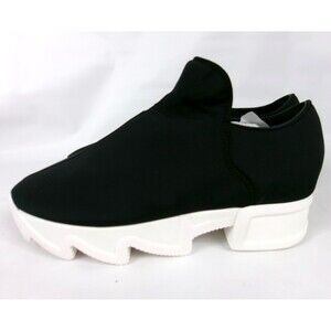 iRi NYC Black White Platform Slip On Athletic Shoes Women's US 10/ EU 40 New